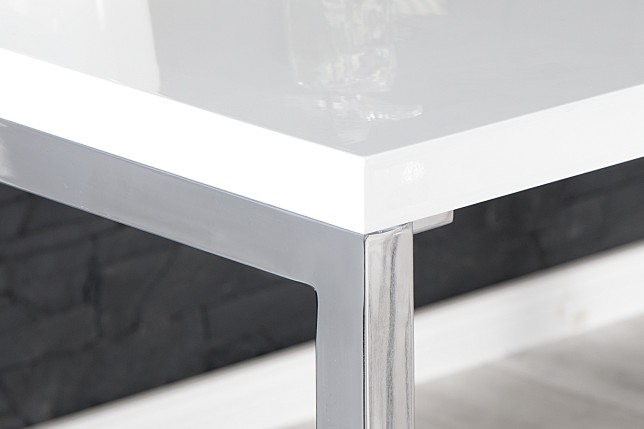 Bureau de 140 cm design coloris blanc laqué