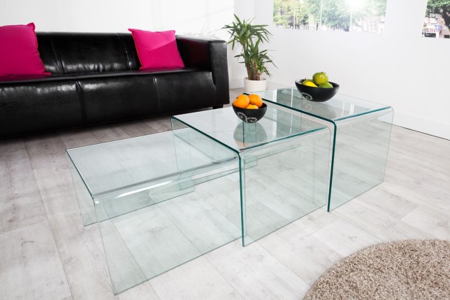 Ensemble de 3 tables basses en verre trempé coloris transparent