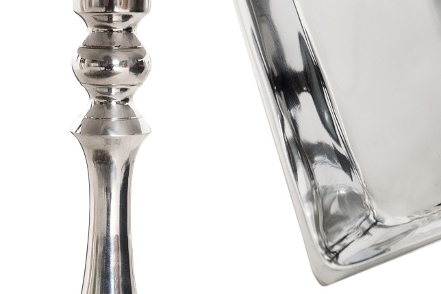 Table d'appoint 55 cm en aluminium argenté