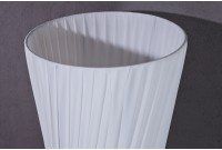 Lampadaire ovale 160 cm en tissu de latex plissé coloris blanc