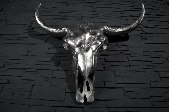 Trophée mural Crâne de taureau en aluminium argenté