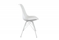 Chaises rétro en simili cuir blanc