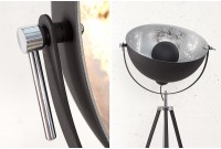 Lampadaire design en acier inoxydable et en aluminium coloris noir et argenté