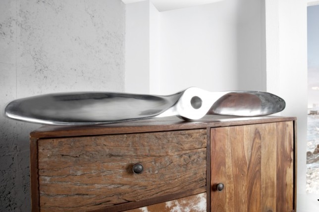 Objet décoratif design hélice coloris argenté en aluminium