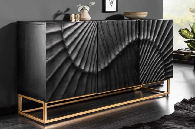 Buffet SCORPION 140 cm – Bois massif de manguier noir, sculpté à la main, piètement doré