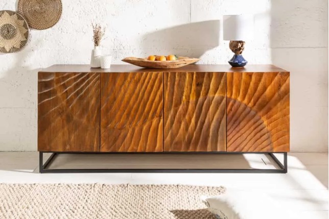 Buffet SCORPION 180 cm – Bois massif de manguier brun sculpté à la main, piètement noir