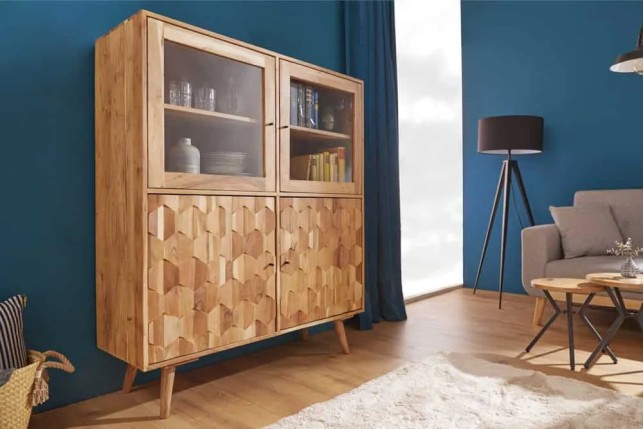 Highboard vitrine en bois massif d’acacia MYSTIC salon – 140 cm, finition naturelle avec surface 3D artisanale