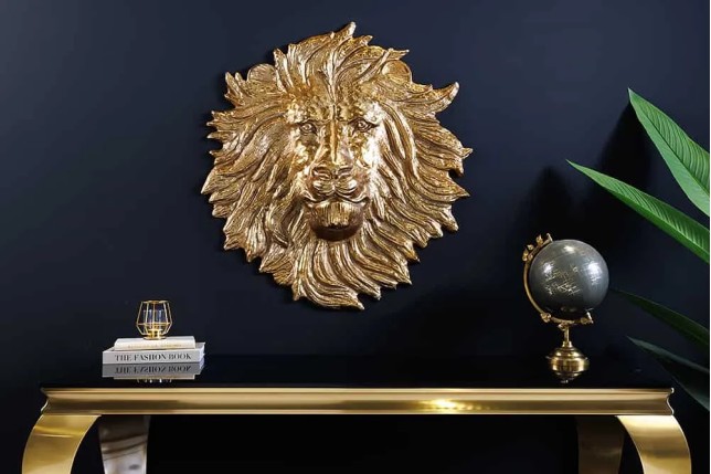Décoration murale WILDLIFE LION 60 cm – Sculpture tête de lion dorée en métal, handmade