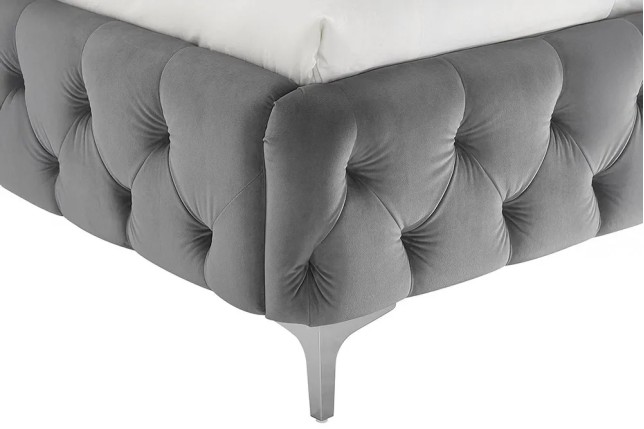 Lit double MODERN BAROCK 180x200 cm – Velours gris Chesterfield avec pieds argentés