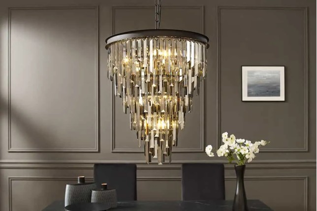 Luxus Kronleuchter KRISTALL 50cm – Suspension design avec prismes en verre gris et structure noire