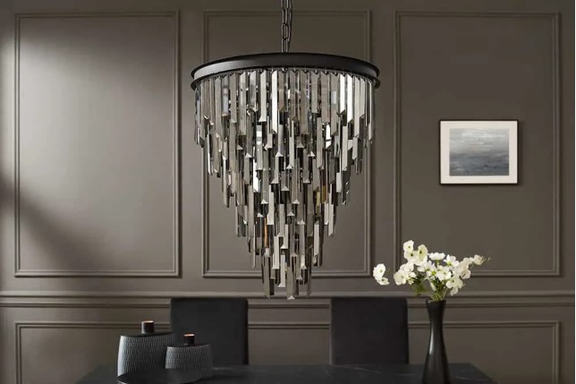 Luxus Kronleuchter KRISTALL 50cm – Suspension design avec prismes en verre gris et structure noire
