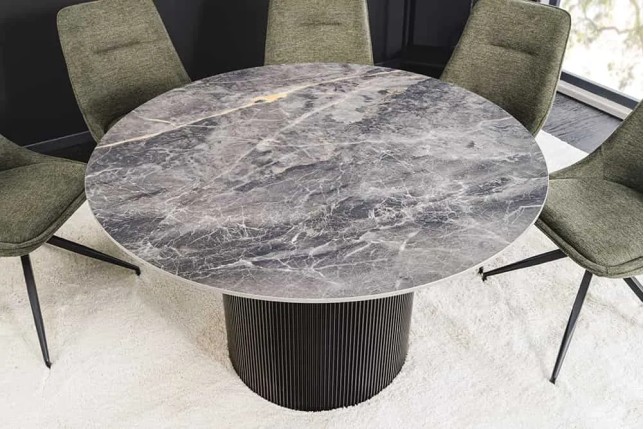 Table à manger ronde UNIQUE Ø120 cm – Plateau en céramique noire effet marbre & pied colonne