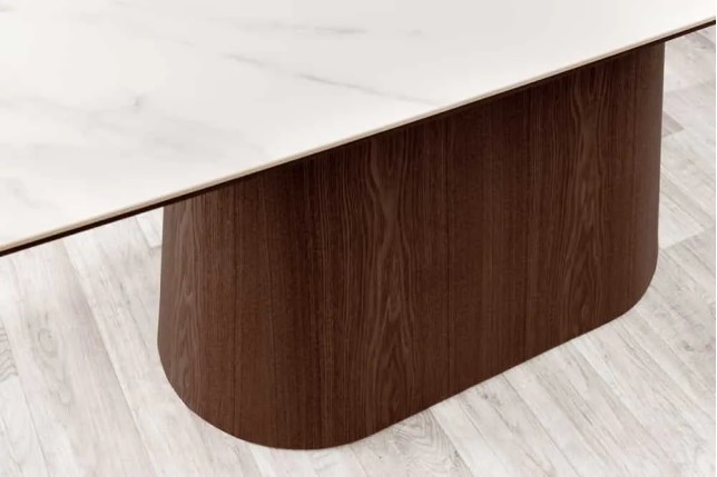 Table à manger design UNIQUE 200 cm – Plateau céramique blanc effet marbre & pied colonne noyer