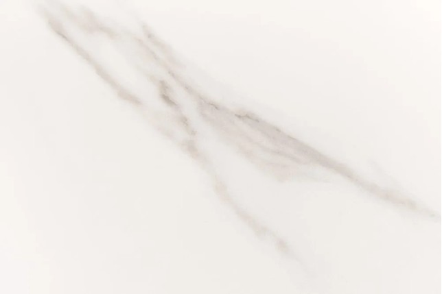 Table à manger design UNIQUE 200 cm – Plateau céramique blanc effet marbre & pied colonne noyer