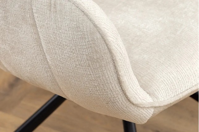 Chaise rétro pivotante UNIQUE – Revêtement chenille champagne beige & pieds métal noir avec accoudoirs