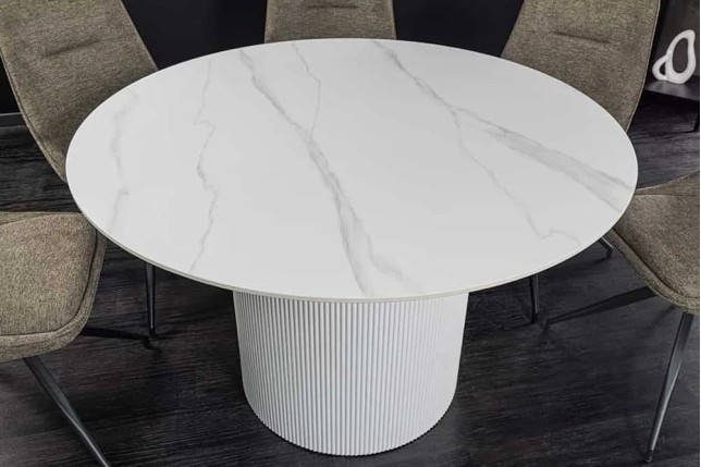 Table ronde en céramique blanche UNIQUE 120 cm – Design marbre & pied colonne élégant