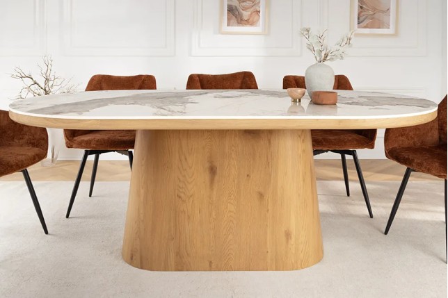 Table ovale en céramique blanche 200 cm – Design marbre & pied colonne en chêne