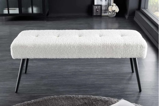 Banquette design BOUTIQUE 100 cm – Assise en bouclé blanc et pieds en métal noir réglables