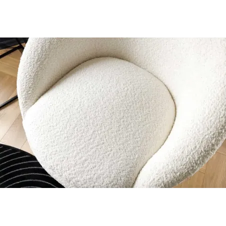 Fauteuil design ALPINE blanc – Fauteuil pivotant 360° en tissu bouclé avec accoudoirs