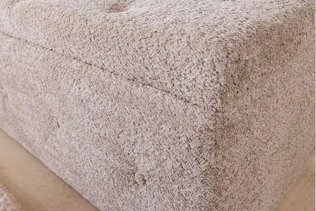 Banquette de lit Chesterfield EXTRAVAGANCIA 140 cm – Tissu bouclé champagner greige avec coffre de rangement intégré