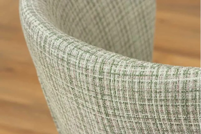 Chaise design LYON – Tissu bouclé à carreaux vert et rose, pieds en métal noir, style rétro revisité
