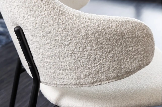 Chaise design VOGUE – Revêtement bouclé blanc & pieds noirs | Élégance moderne & confort
