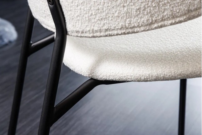 Chaise design VOGUE – Revêtement bouclé blanc & pieds noirs | Élégance moderne & confort