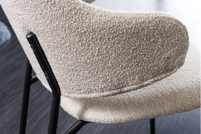 Chaise design VOGUE – Bouclé greige & pieds en métal noir mat | Élégance contemporaine et confort