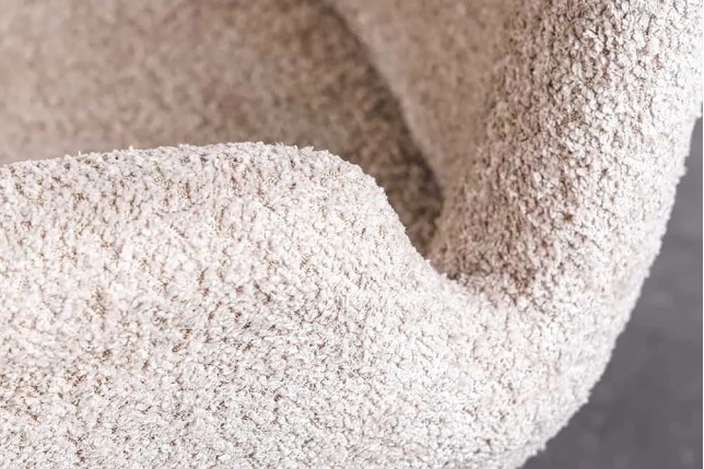 Chaise design BALTIC pivotante – Tissu bouclé beige & pieds en chêne naturel | Élégance nordique & confort moderne