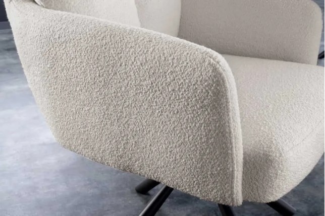Fauteuil pivotant rétro BIG GEORGE – Bouclé greige, assise à ressorts Bonell & pieds métal noir