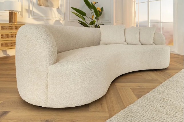 Canapé 3 places ATELIER – 230 cm – Tissu bouclé beige, coussins inclus, design moderne