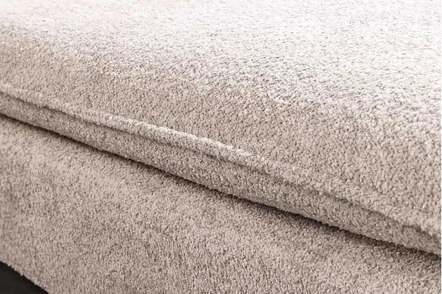 Pouf HEAVEN 100 cm – Tissu bouclé champagner beige, rembourrage à ressorts Nosag, structure en bois massif