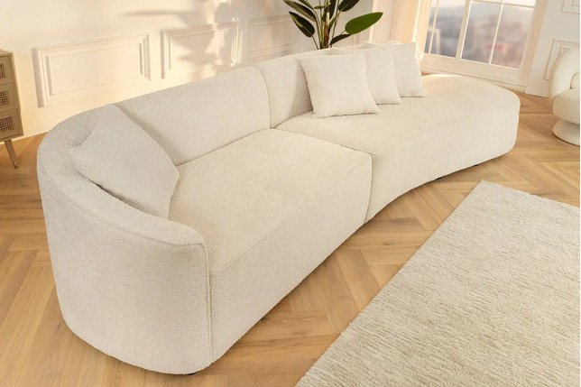 Canapé XXL ATELIER L 330 cm en tissu bouclé beige – Grand sofa moderne 4 places avec coussins inclus