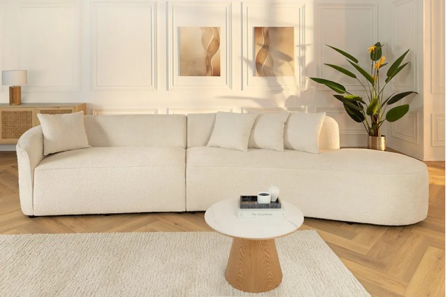 Canapé XXL ATELIER L 330 cm en tissu bouclé beige – Grand sofa moderne 4 places avec coussins inclus
