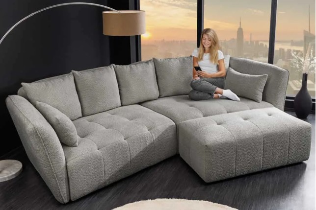 Canapé XXL ROYAL 295 cm gris en tissu bouclé – Grand canapé moderne avec assise à ressorts & 7 coussins inclus