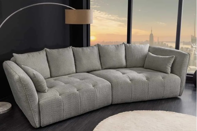 Canapé XXL ROYAL 295 cm gris en tissu bouclé – Grand canapé moderne avec assise à ressorts & 7 coussins inclus