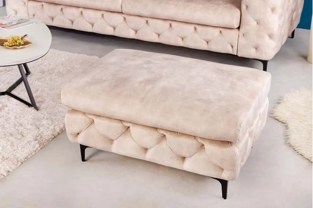 Pouf moderne baroque 90 cm – Velours champagne & pieds noirs