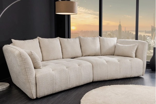 Canapé XXL ROYAL 295 cm – Bouclé champagne beige avec coussins, assise à ressorts et design moderne