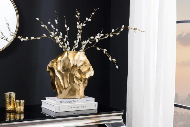 Vase décoratif LIQUID 30 cm – Finition dorée martelée, en métal aluminium, fait main