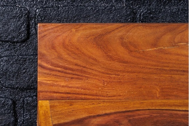 Étagère murale MAKASSAR 140 cm – Bois massif de sheesham, finition stone naturelle, fabrication artisanale