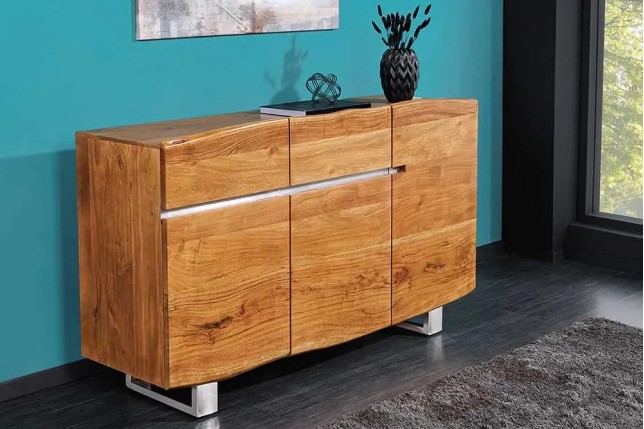 Buffet contemporain de couleur naturelle en bois massif à 3 portes et 2 tiroirs