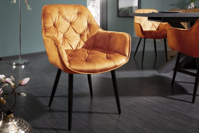 Chaise MILANO velours moutarde avec accoudoirs - Lot de 2