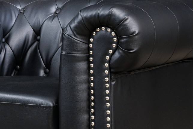 Fauteuil Chesterfield cuir synthétique noir vieilli