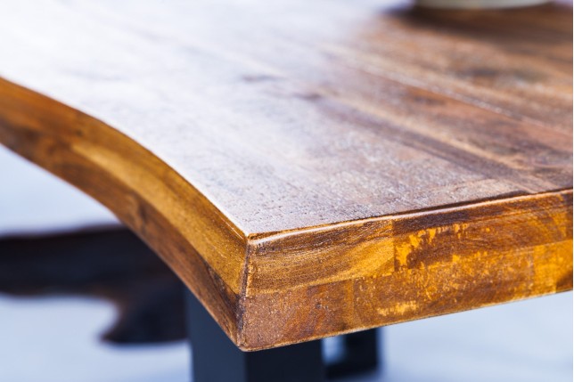 Table à manger GENESIS 160cm acacia massif brun