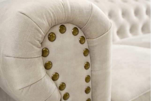 Canapé Chesterfield 2 places velours champagne 150cm
