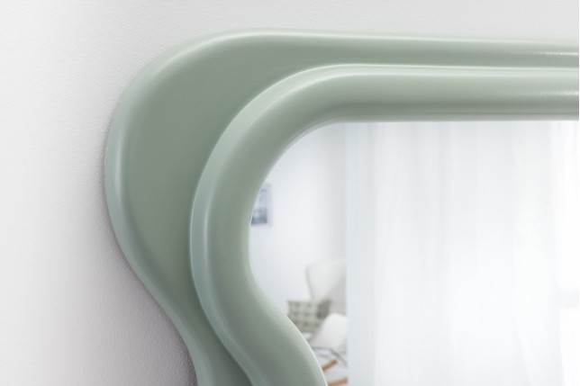 Miroir mural CURVY 160cm vert sauge design