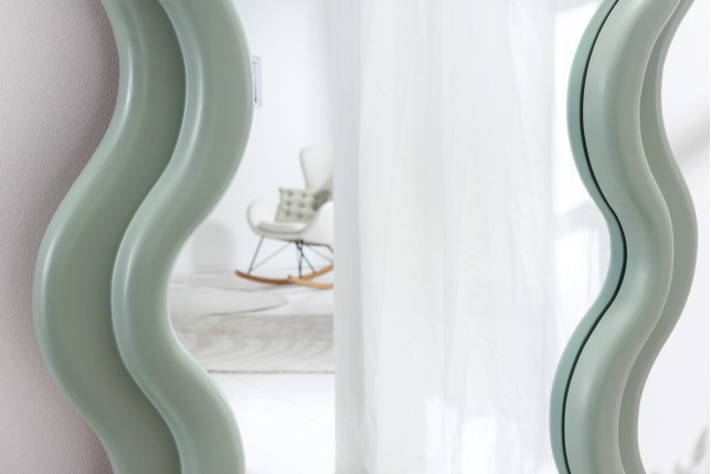 Miroir mural CURVY 160cm vert sauge design