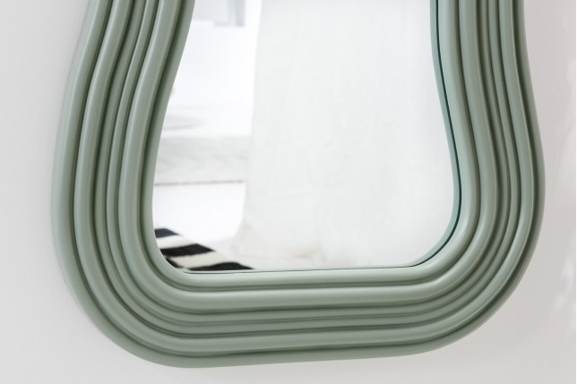 Miroir mural ALICE II 100cm vert sauge - Design ondulé