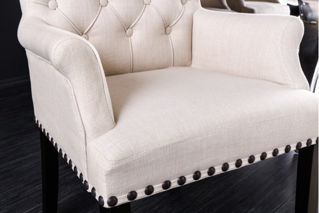 Chaise CASTLE beige chesterfield accoudoirs pieds noirs