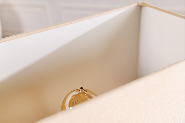 Lampe de table THE WAVE 60cm - Abat-jour beige, pied bois